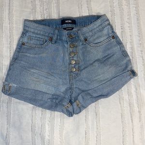Aeropostale light wash mom shorts